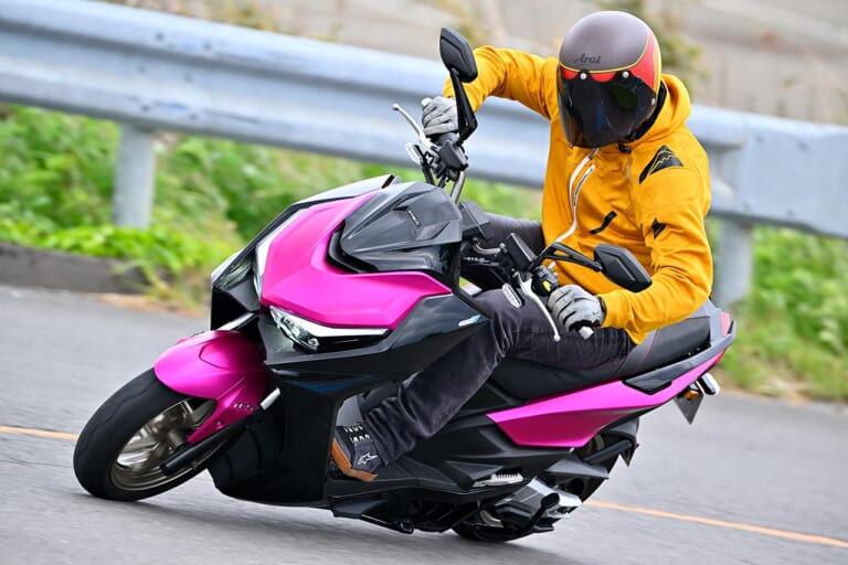 絶妙な排気量180ccの軽快スクーター【キムコKRV180TCS】試乗ショートインプレッション