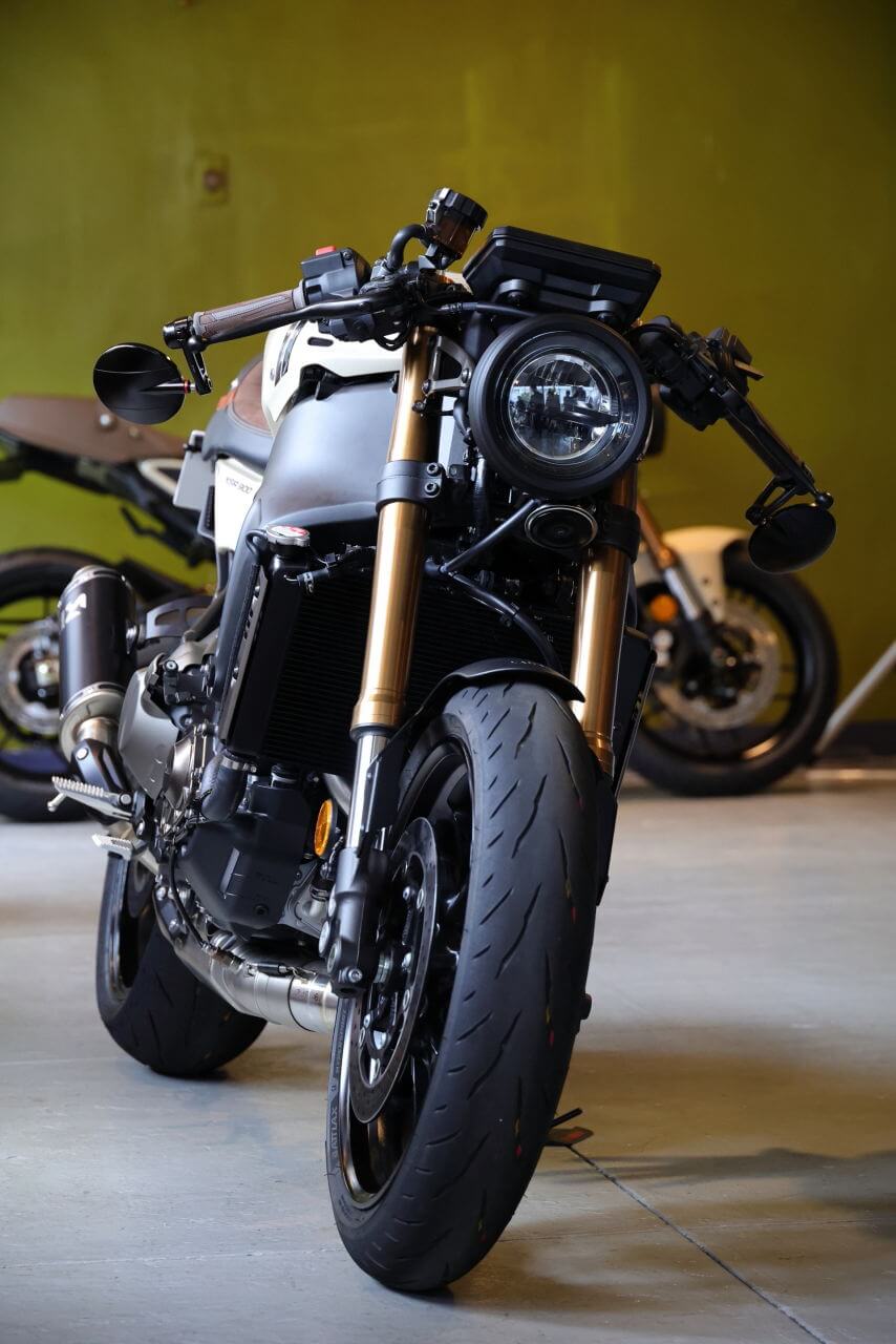 ｜最新中古相場もわかる! 人気バイク歴代モデル図鑑：ヤマハXSR900【日本限定カラー登場の2025年モデル】