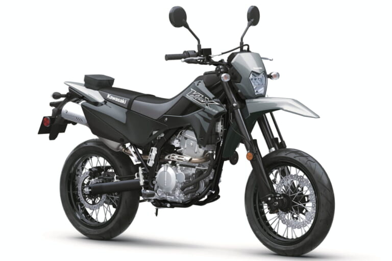 カワサキ｜KLX300SM｜北米仕様｜2026年モデル｜カワサキ「KLX300/SM」2026年モデル登場！ パワフルな水冷292cc単気筒の“闘う4スト”に新色【北米】